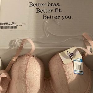 NWT b.tempted lace underwire bra